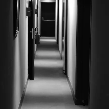 Hotel Saint - Pierre 2*