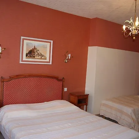 מלון Saint - Pierre