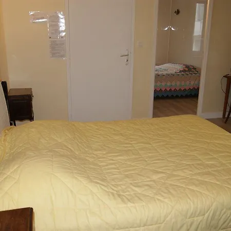 Saint - Pierre Villedieu-les-Poëles