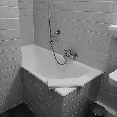 מלון Saint - Pierre