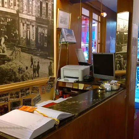 Hotel Saint - Pierre Villedieu-les-Poëles