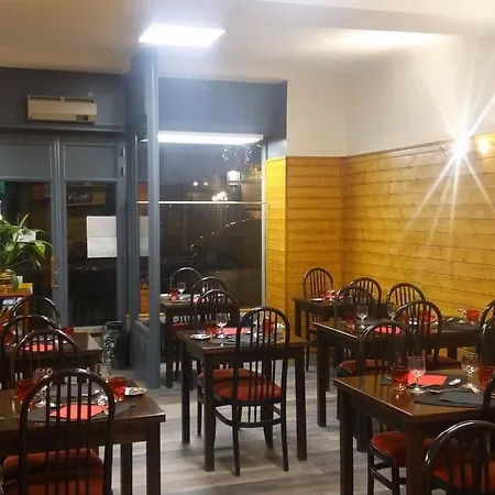 圣皮埃尔酒店 2*