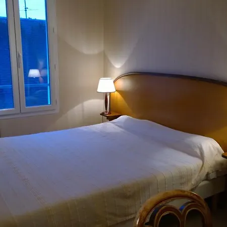 Saint - Pierre Hotel