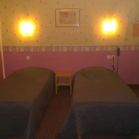 Saint - Pierre 2* Villedieu-les-Poëles