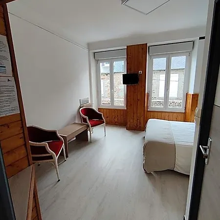 Hotel Saint - Pierre 2*