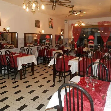 Saint - Pierre Hotel
