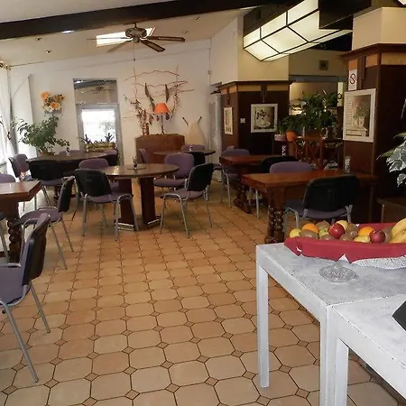 Saint - Pierre 2* Villedieu-les-Poëles