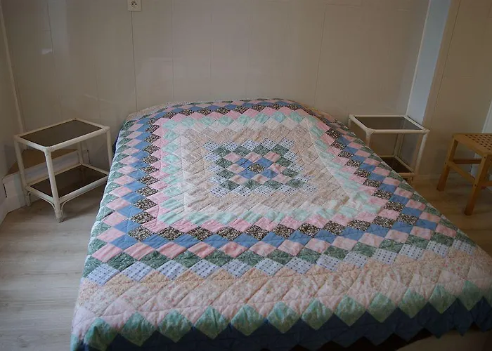 Hotel Saint - Pierre Villedieu-les-Poeles-Rouffigny