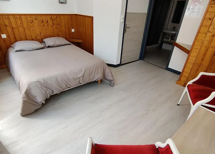 Saint - Pierre Hotel