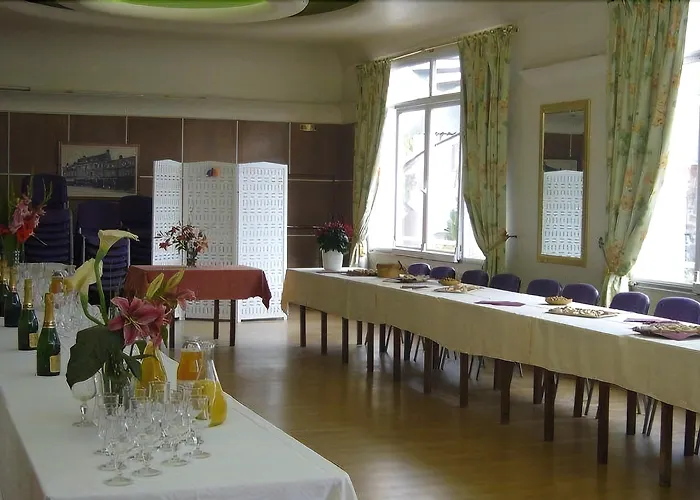 Saint - Pierre Hotel 2*