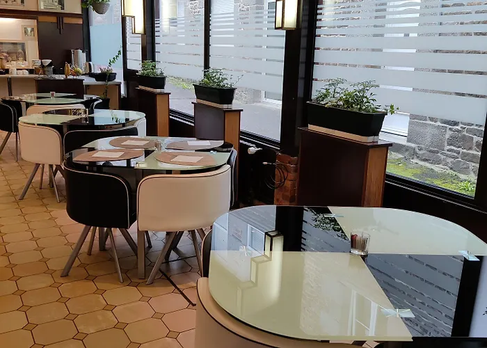 Saint - Pierre Hotel 2*