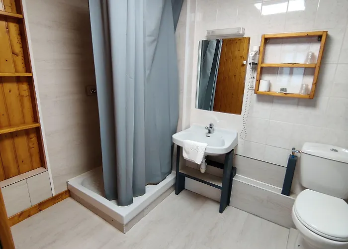 Saint - Pierre 2* Villedieu-les-Poeles-Rouffigny